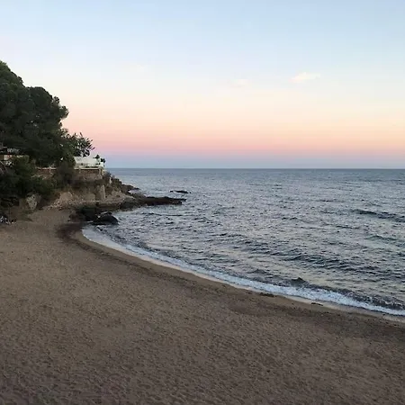 Vue Et Esterel Avec Piscine * Saint-Raphael (Var)